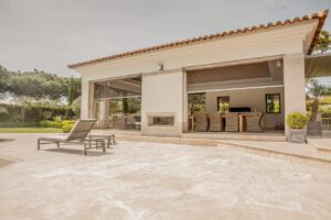 moustiquaire enroulable verticale sur mesure en aluminium