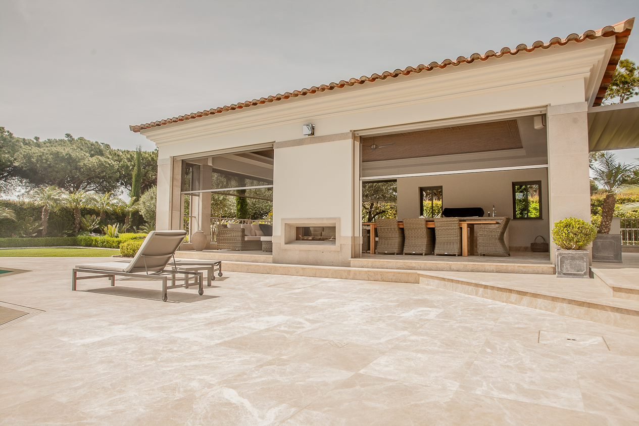 moustiquaire enroulable verticale sur mesure en aluminium